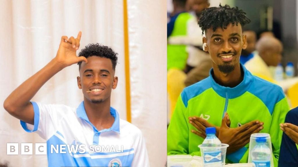 Quloqlari bilan porno qizlar Porno katta sik tiqilib qoldi