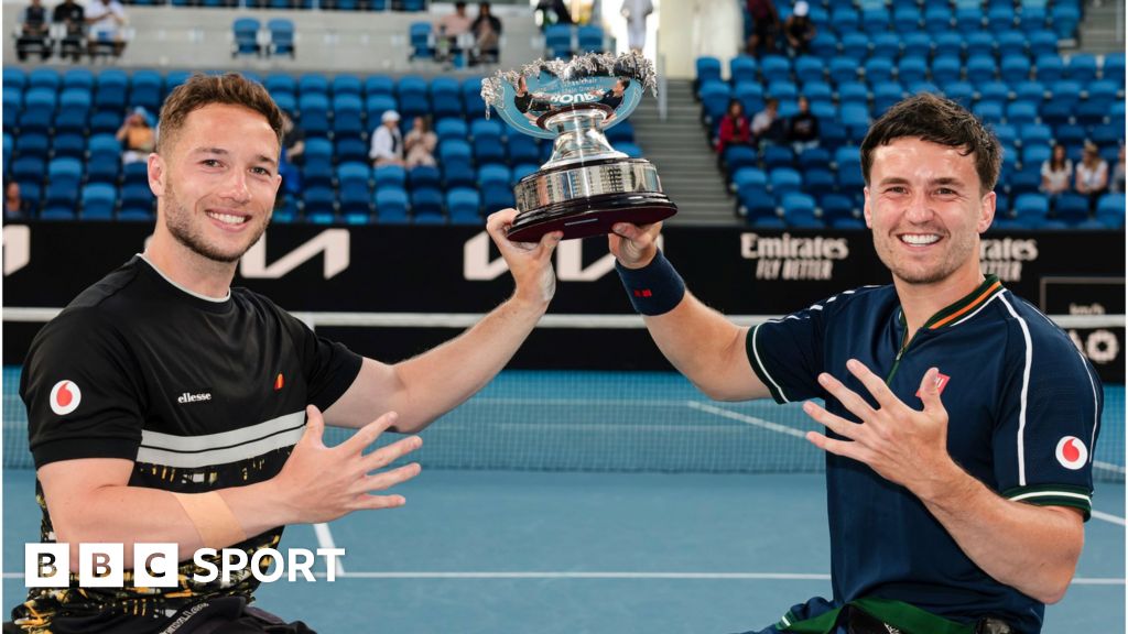Hewett & Reid win fifth Australian Open in row Hewett & Reid win fifth Australian Open in row
