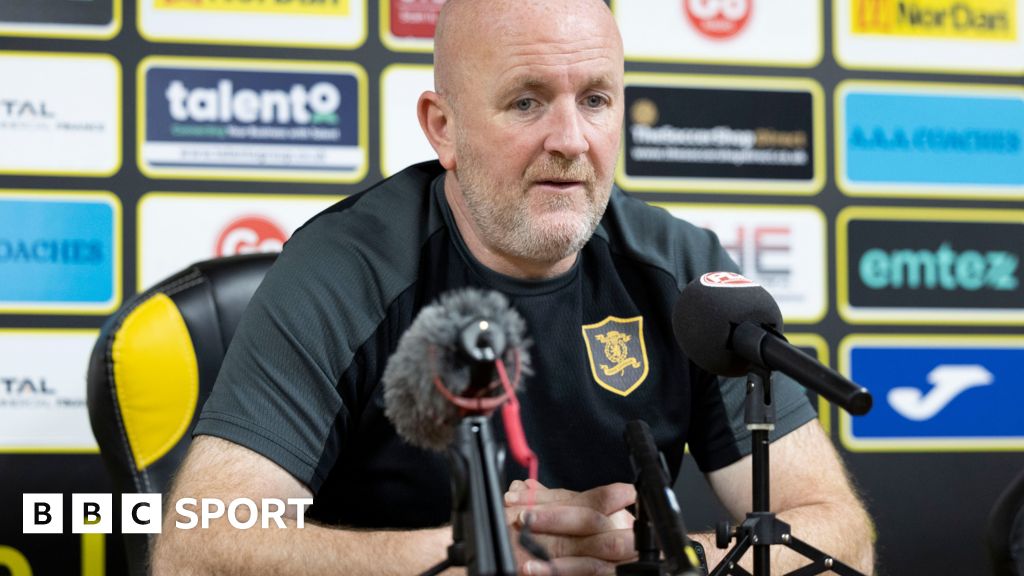 Martindale on not fearing Celtic, Livi leaders & squad focus BBC Sport
