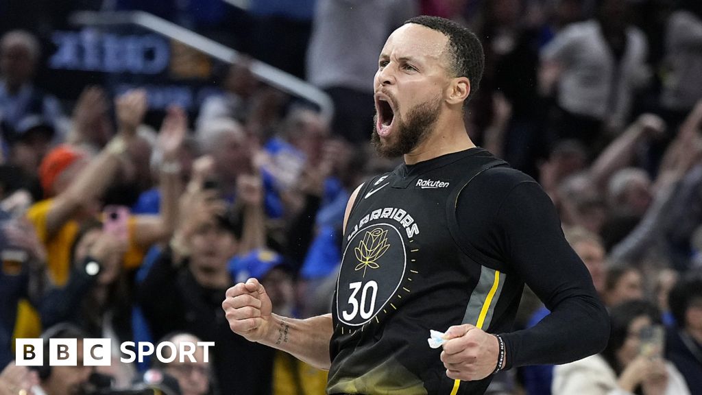 NBA: Stephen Curry top-scores for Golden State Warriors in overtime win -  BBC Sport