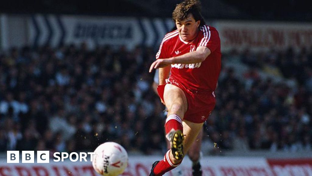 Ray Houghton was ‘never asked’ to play for Scotland