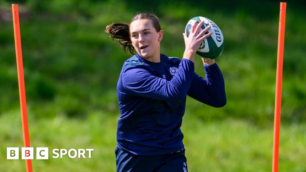 Emma Orr: Bristol Bears sign Scotland centre for 2024-25