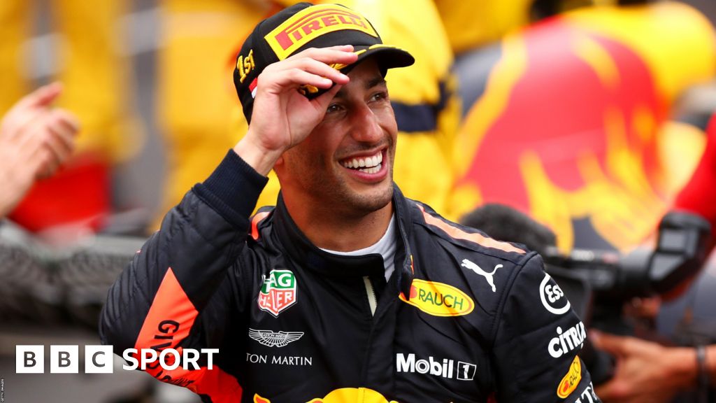 Daniel Ricciardo: McLaren in talks with Red Bull driver - BBC Sport