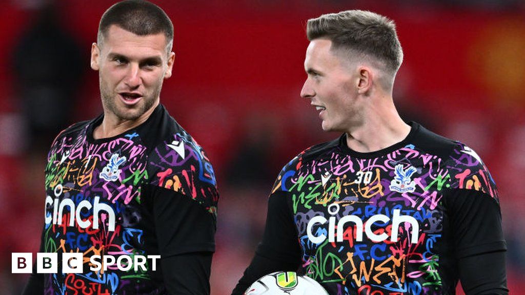 Manchester United: New third kit for 2021-22 - BBC Sport