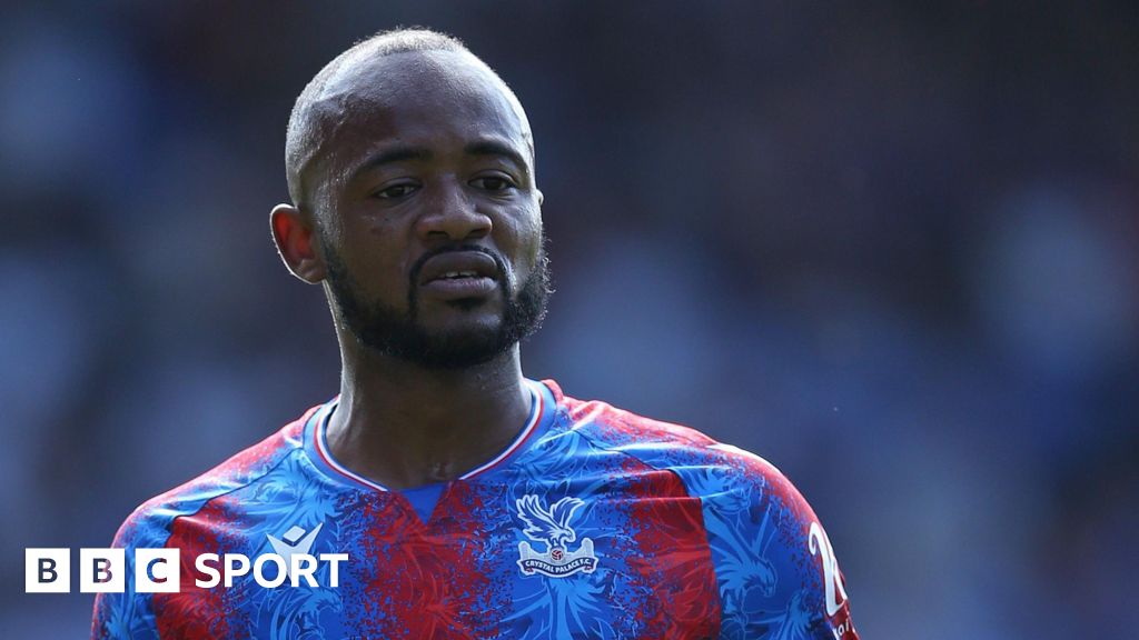 Leicester close to signing Crystal Palace's Ayew