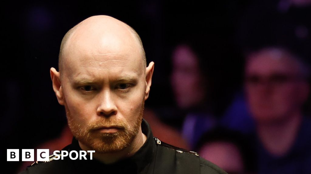 Wilson seals tense win over Selby to reach last eight