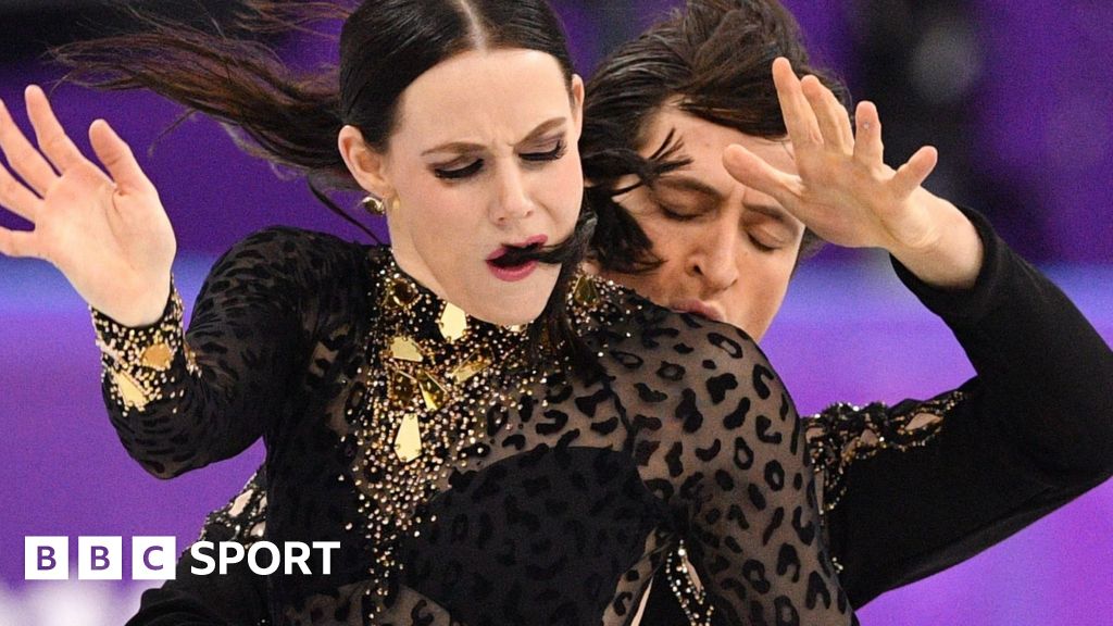 Winter Olympics Canada's Tessa Virtue and Scott Moir set shortdance