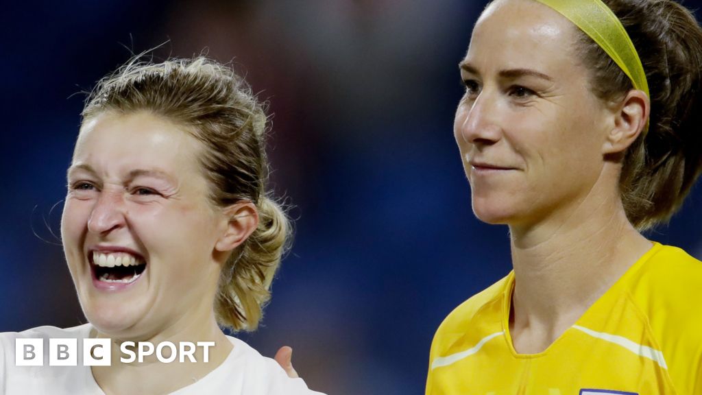 Manchester City Women: England duo Ellen White & Karen Bardsley injured ...