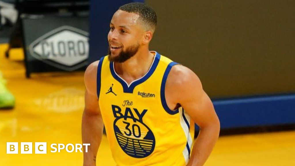 NBA Stephen Curry sets record for most threepointers in a month BBC