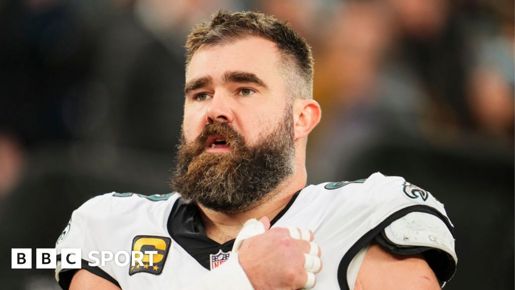 Eagles centre Kelce denies making retirement decision
