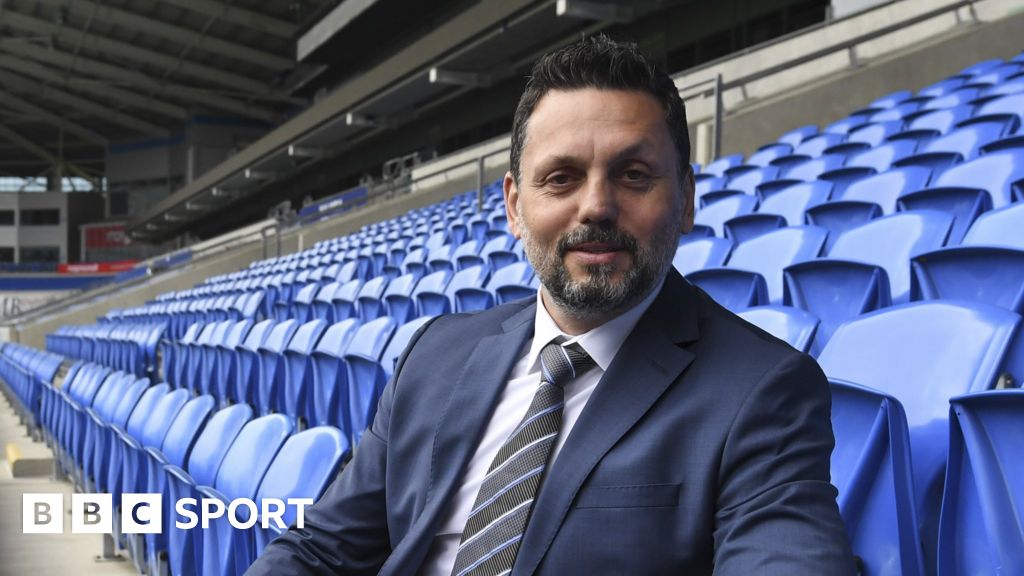 Erol Bulut: Will Cardiff City's 'wildcard' new manager come up trumps? -  BBC Sport