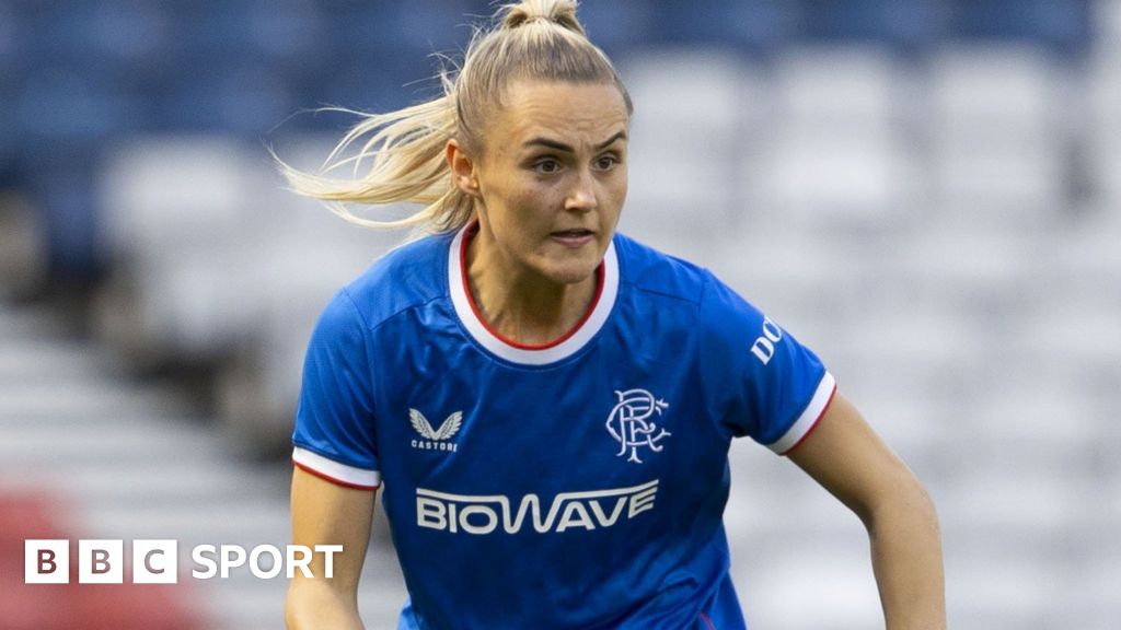 Sam Kerr: Bayern Munich sign Scotland midfielder from Rangers Women on