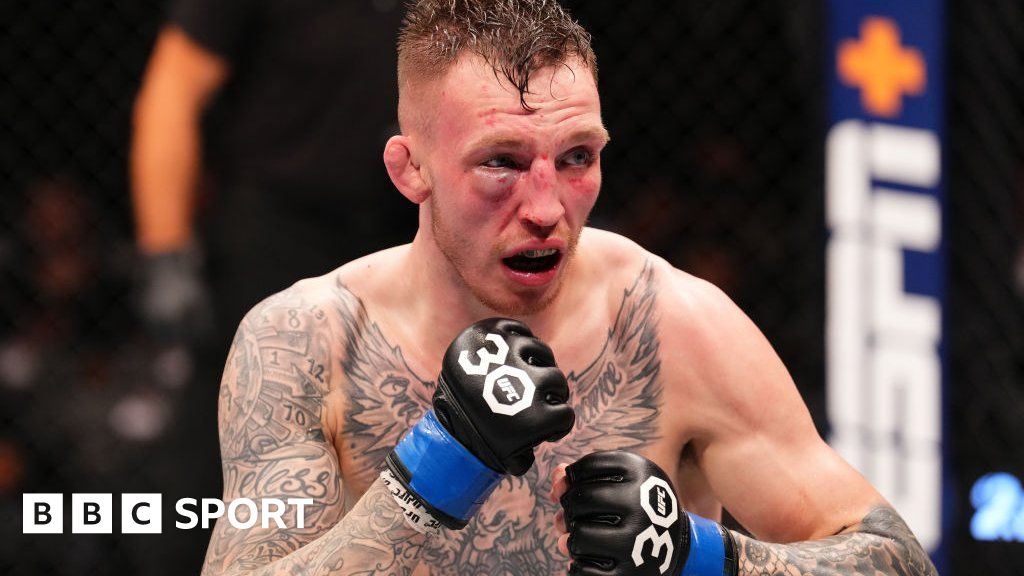 McKee aiming for first UFC win 'by hook or by crook'