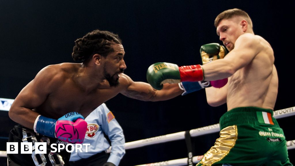 Boxer's a knockout at college — Barking & Dagenham College