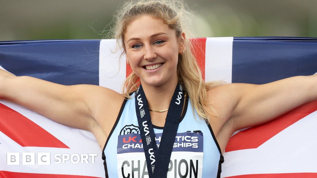 Molly Caudery: British pole vault title 'way beyond dreams' - BBC Sport