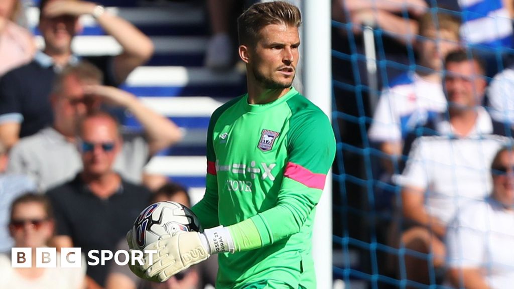 Vaclav Hladky: Ipswich Town goalkeeper determined to hold on to shirt - BBC  Sport