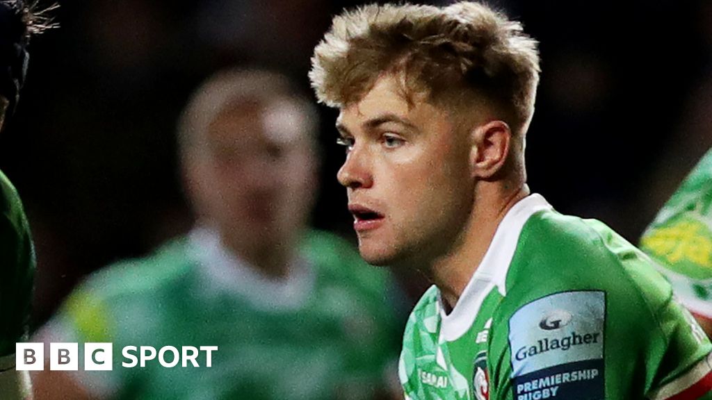 Charlie Atkinson Gloucester sign Leicester Tigers fly half with