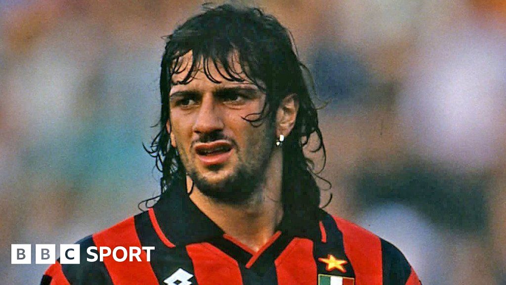 Genoa v Sampdoria: Fans boycott derby over early start - BBC Sport