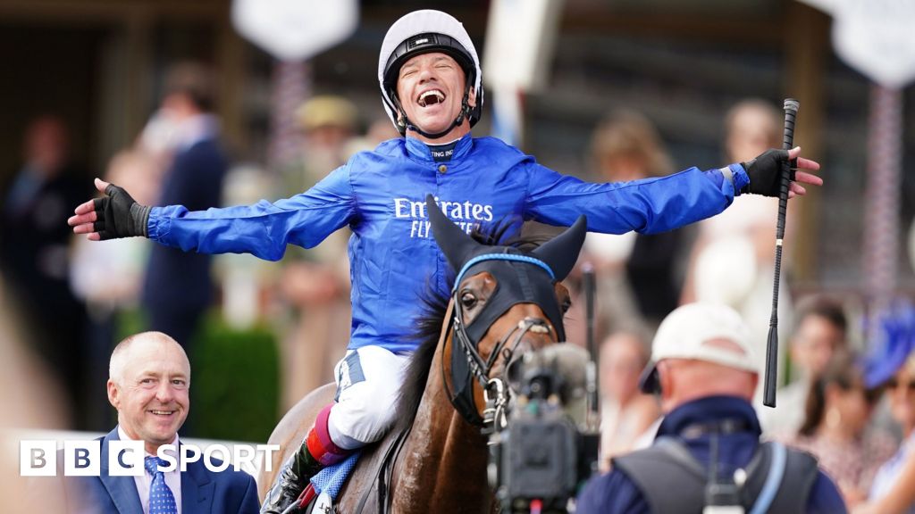 Ebor Handicap: Trawlerman and Frankie Dettori take victory at York