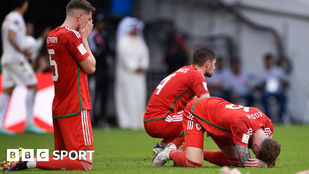World Cup 2022: Wales 0-2 Iran - late Iranian double leaves 10-man ...