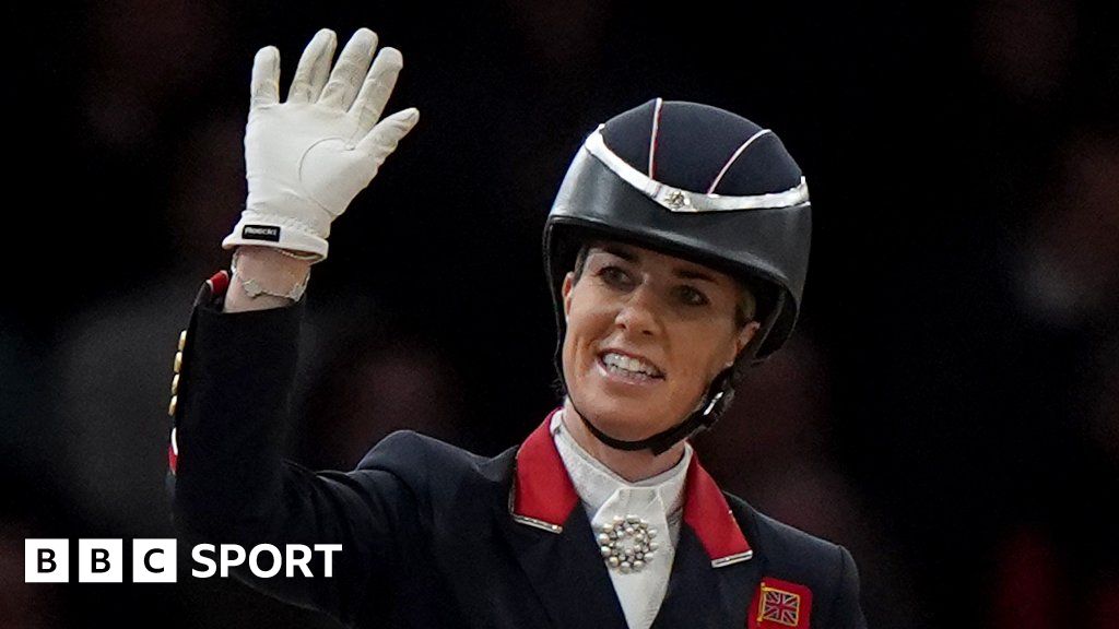 Dujardin leads GB top three in Dressage World Cup
