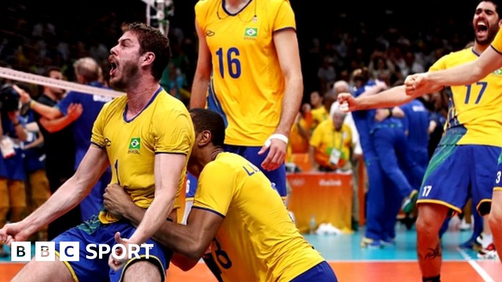 Rio Olympics 2016: Brazil's men win volleyball gold on final day - BBC ...