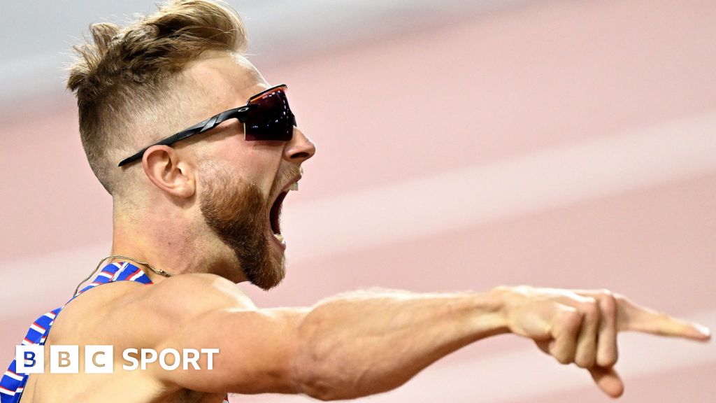 Josh Kerr: Scottish athlete of the year overcame 'lowest point' en