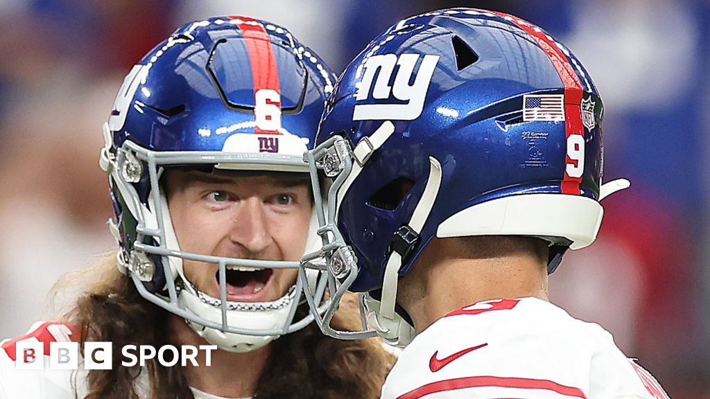 Scots help New York Giants to comeback win