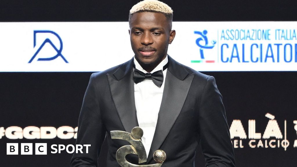 Victor Osimhen: l'attaccante nigeriano vince il premio di Miglior Giocatore in Italia