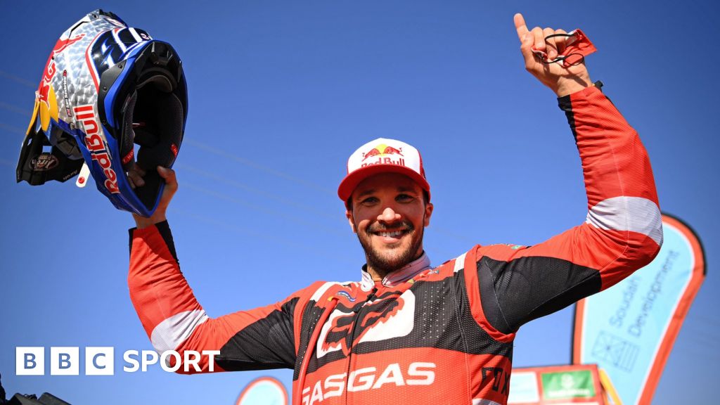 Dakar Rally: Sam Sunderland 'can't be happier' as British rider claims  second bikes title - BBC Sport