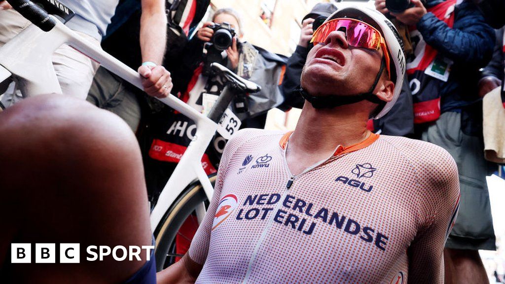 Cycling World Championships 2023 Mathieu Van Der Poel Wins Mens Road Race After Crash Bbc Sport