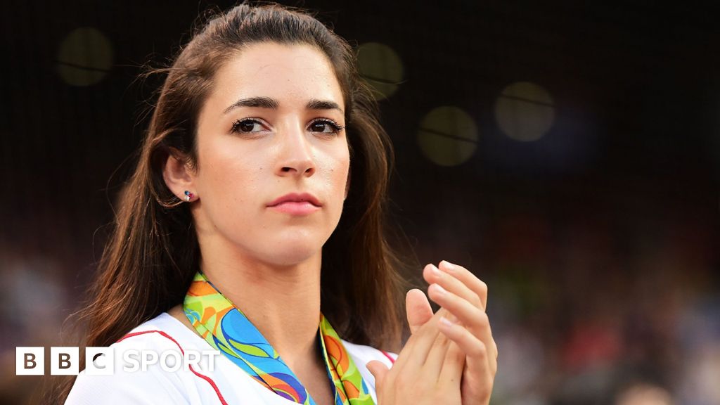 Aly Raisman Latest Usa Gymnast To Accuse Larry Nassar Of Abuse Bbc Sport