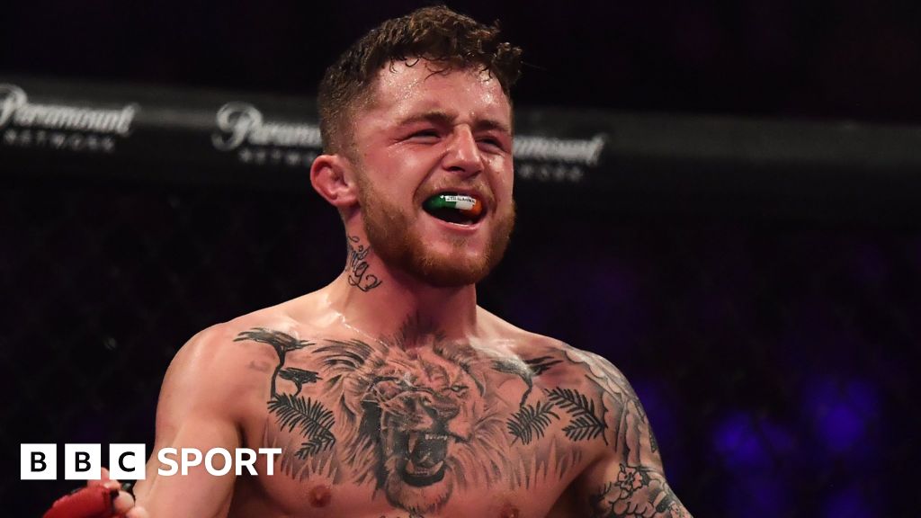 James Gallagher secures firstround win over Cal Ellenor in long
