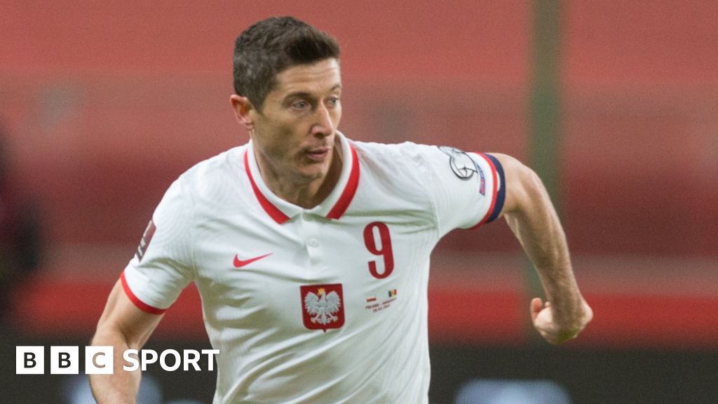 World Cup Qualifiers: Robert Lewandowski to miss Poland's clash against  England due to knee injury, Football News