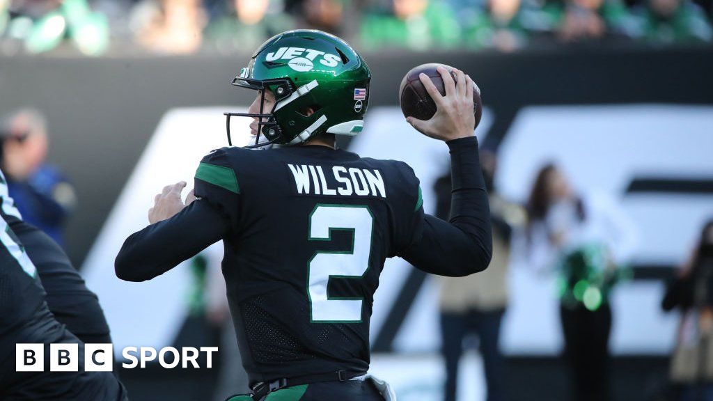 Jets QB Zach Wilson Benched Against Jaguars