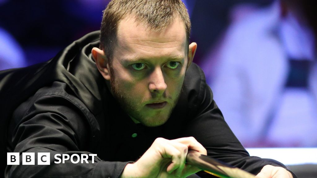 World Grand Prix Mark Allen sets up final against Shaun Murphy or Judd