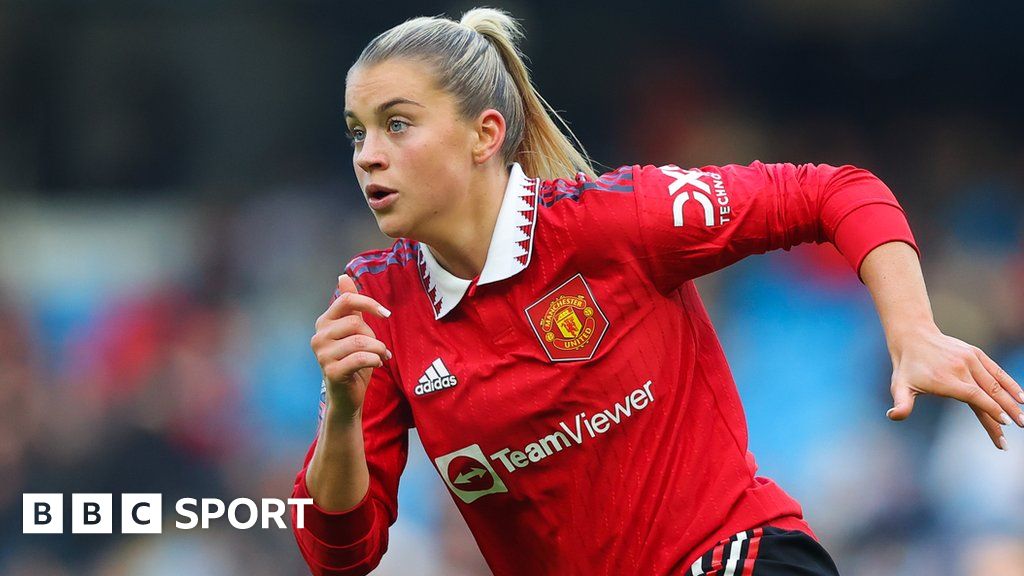 How Man Utd star Alessia Russo could have joined rivals Arsenal instead