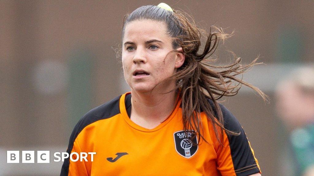 Glasgow City remain one point clear at top of SWPL