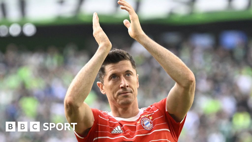 Robert Lewandowski: Barcelona reach agreement with Bayern Munich