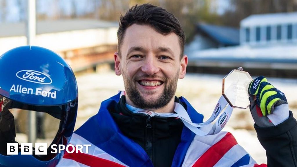 GB's Wyatt pips Weston to European skeleton gold