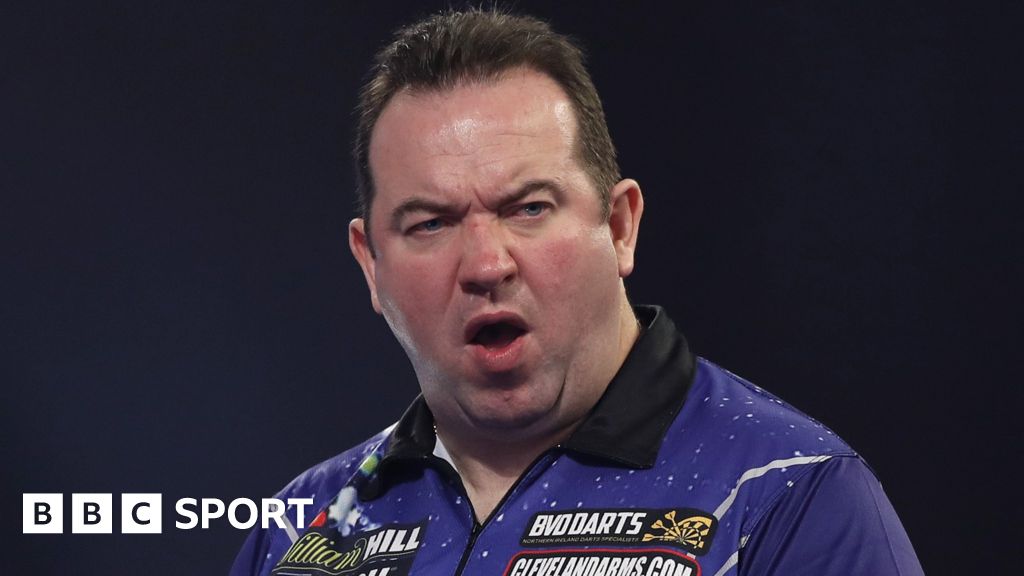 World Darts Championship Brendan Dolan defeated by Callan Rydz in