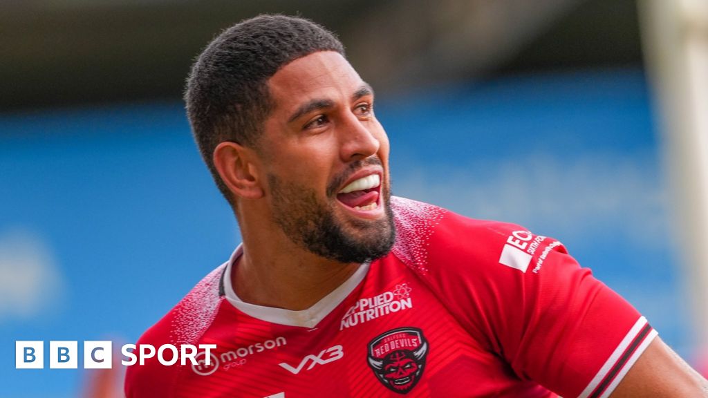Salford edge out Tigers in thriller
