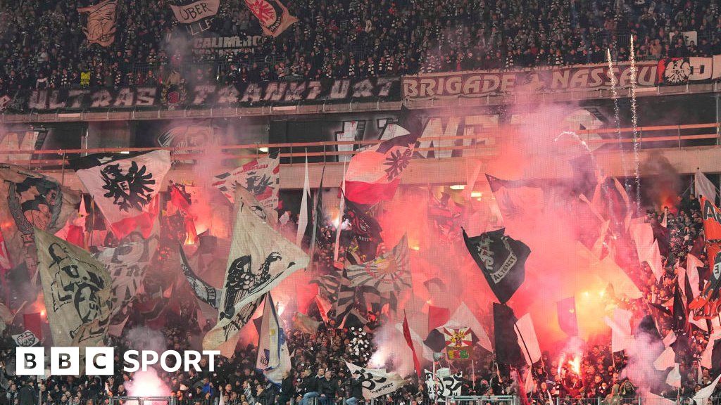 League: Eintracht Frankfurt fans banned from Napoli last-16 tie BBC Sport