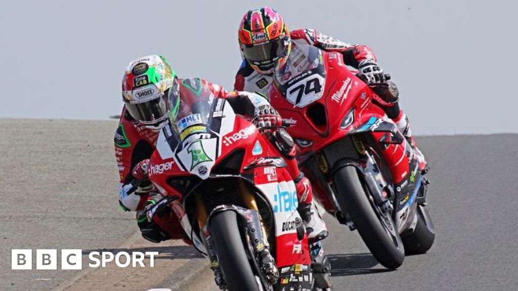 Irwin and Todd sparkle at 'vintage' North West 200