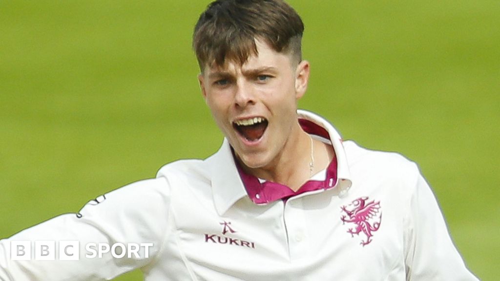 County Championship: Archie Vaughan takes six wickets against Surrey