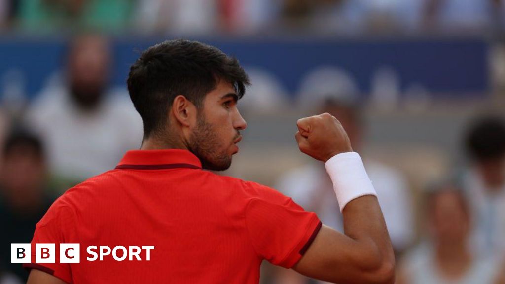 Olympics tennis: Carlos Alcaraz, Iga Swiatek and Novak Djokovic advance in singles