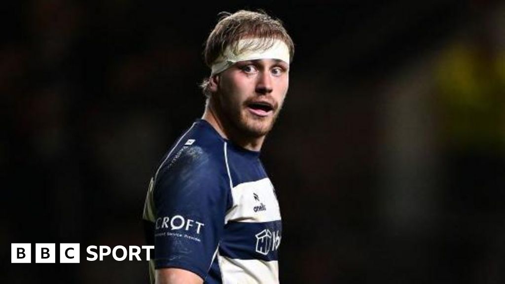 Bristol lock Batley out with fractured leg