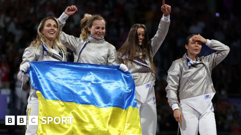 Fencing win gives Ukraine first gold at Paris 2024