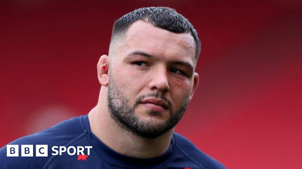 England prop Genge signs new Bristol contract