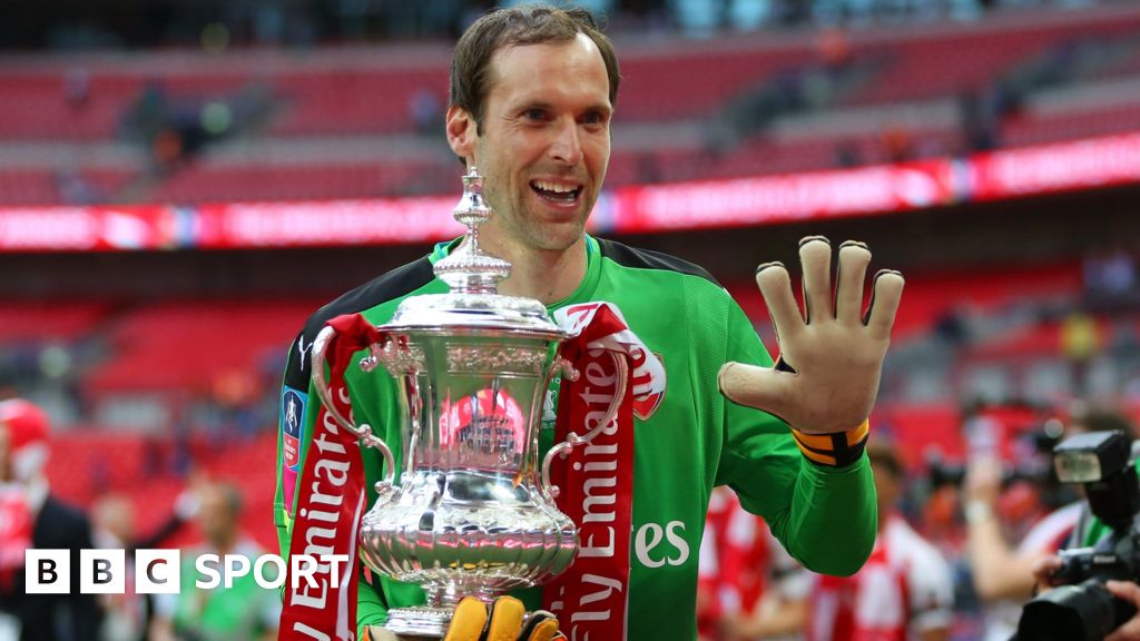 Petr Cech: Former Chelsea and Arsenal goalkeeper joins Chelmsford Chieftains  from Guildford - BBC Sport